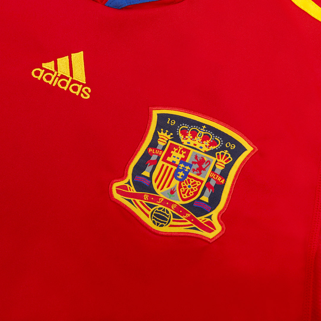 Andres Iniesta x Retro Spain Home Jersey 2010 - Image 4