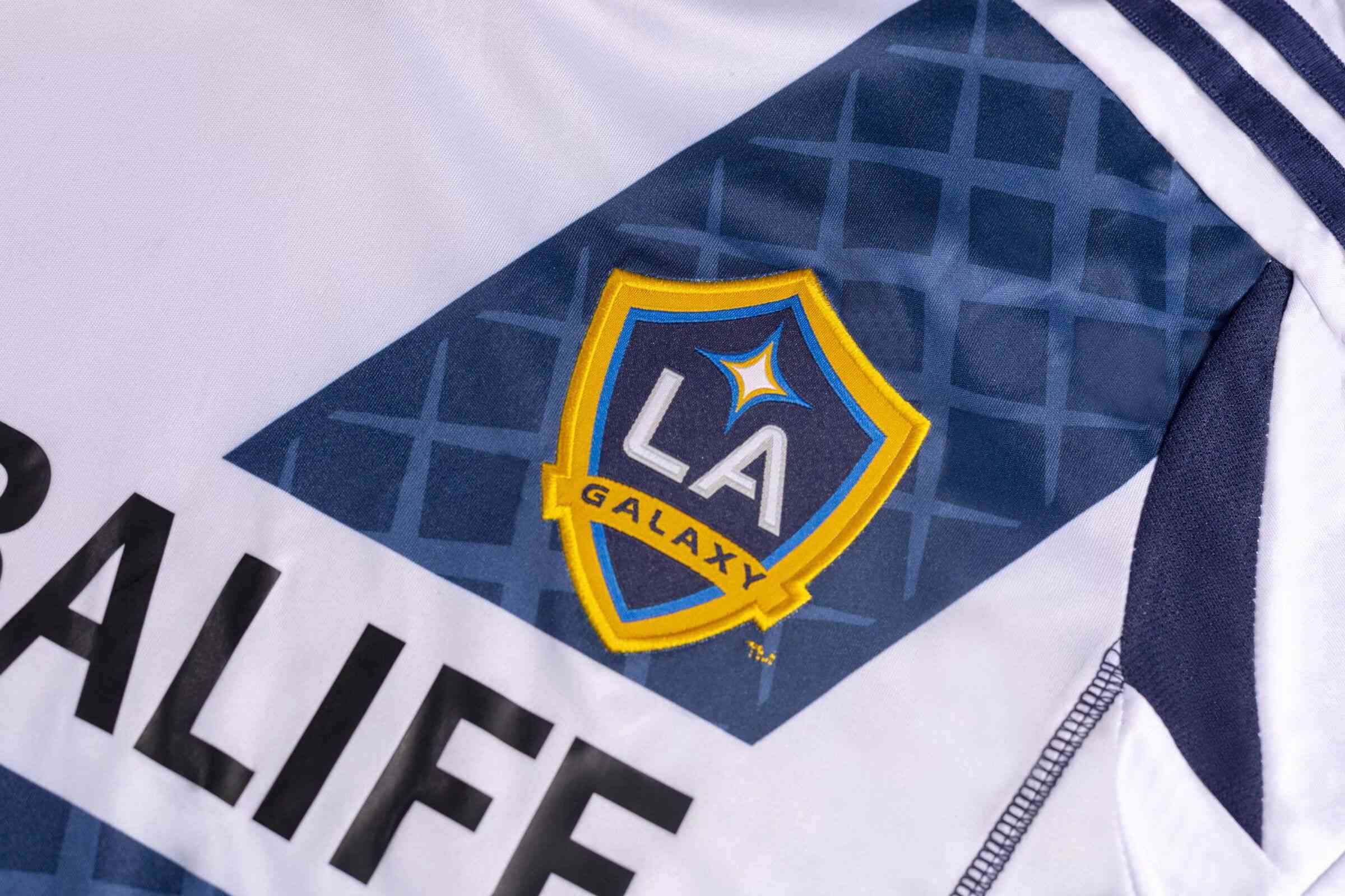 David Beckham x Retro LA Galaxy Home Jersey 2012 - Image 5