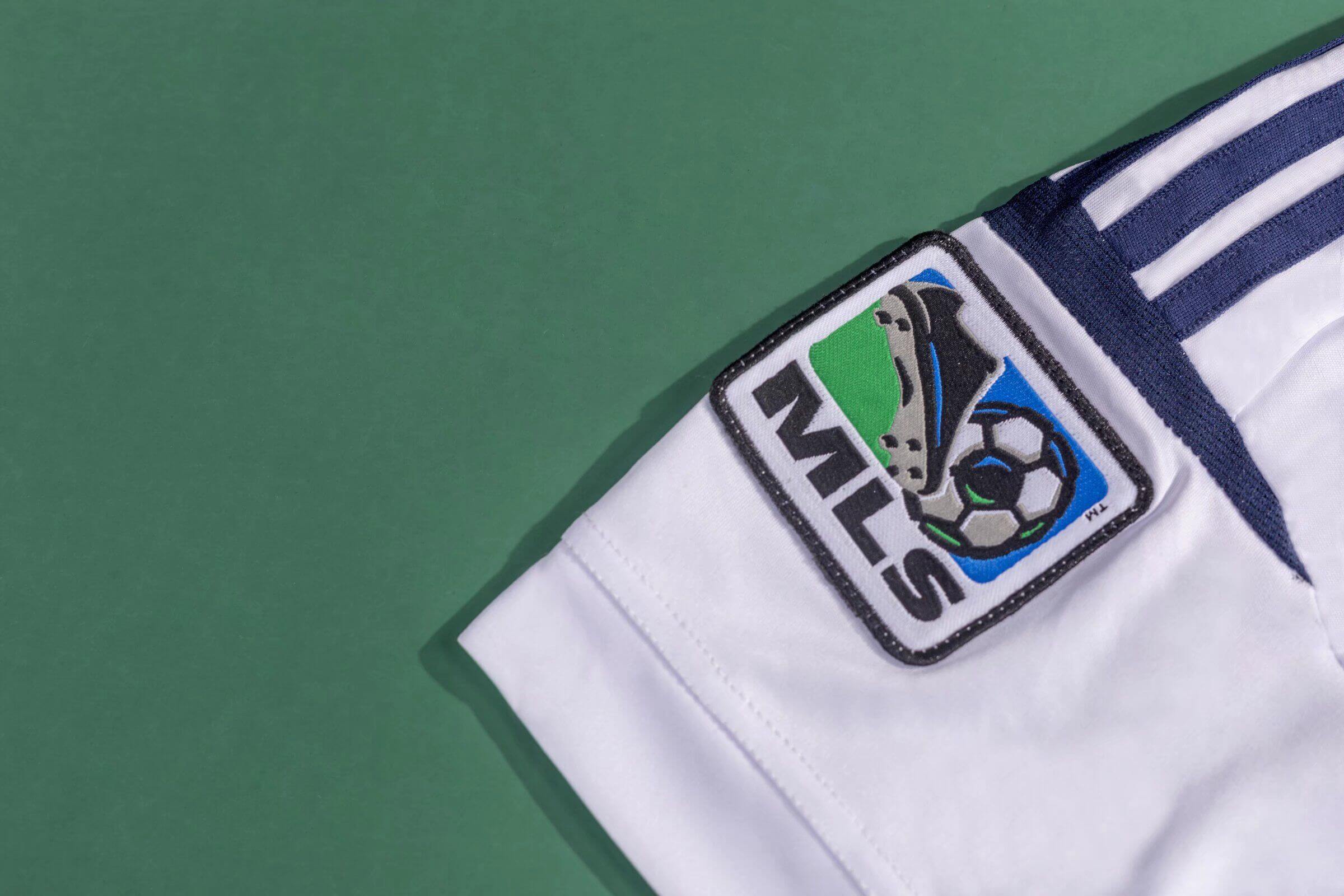 David Beckham x Retro LA Galaxy Home Jersey 2012 - Image 6