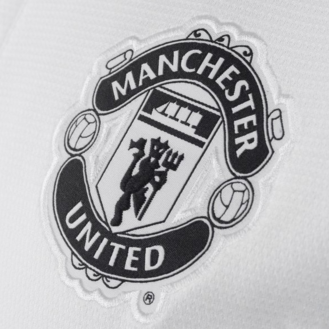 Retro Manchester United Third Jersey 2013/14 - Image 11