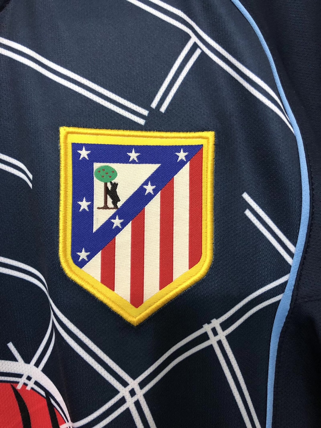 Fernando Torres x Retro Atletico Madrid Away Jersey 2004/05 - Image 8