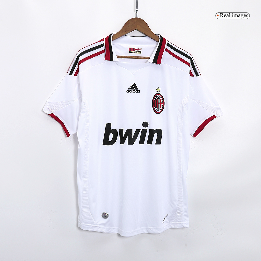 Ronaldinho x Retro AC Milan Away Jersey 2009/10 - Image 4