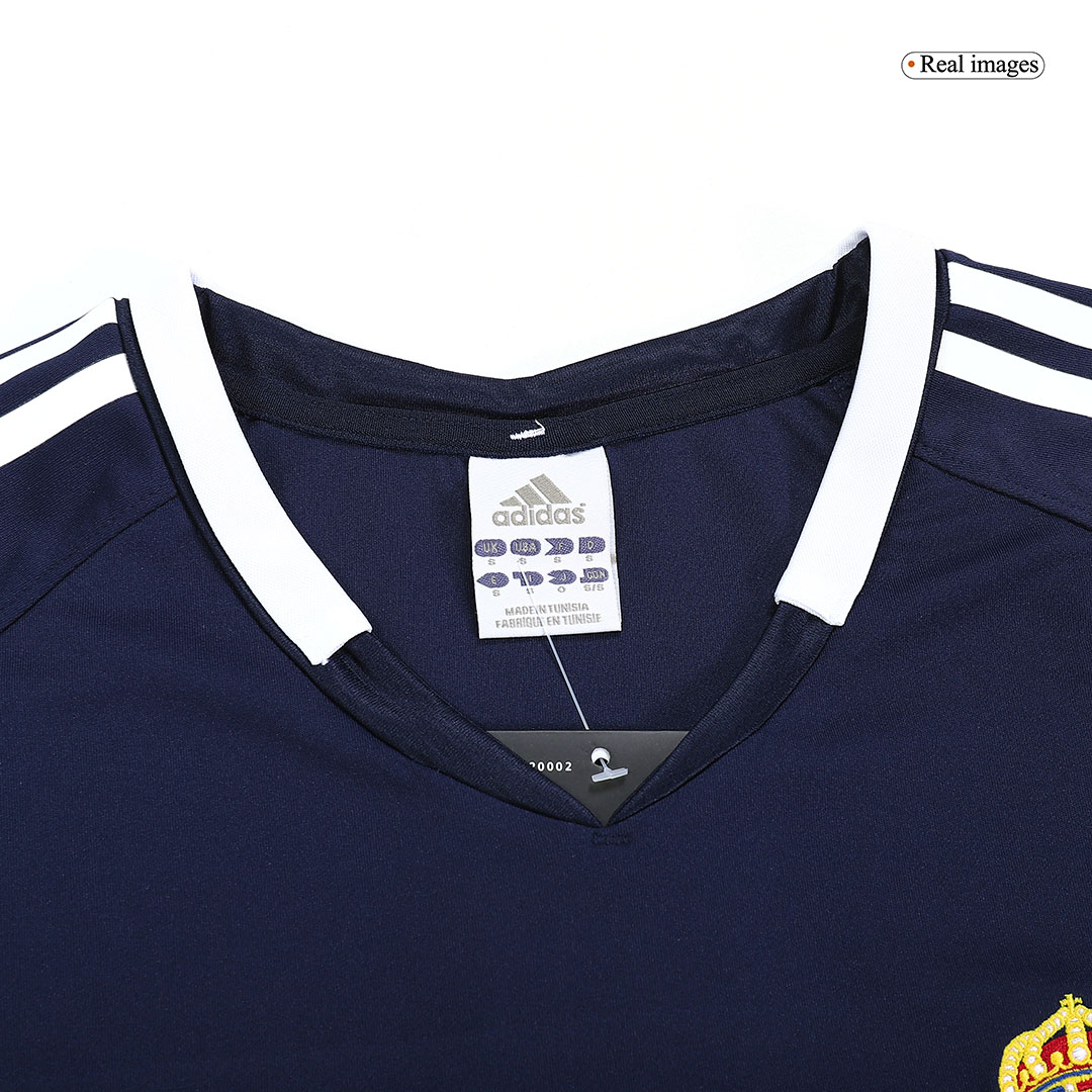 Retro Real Madrid Away Jersey 2004/05 - Image 7