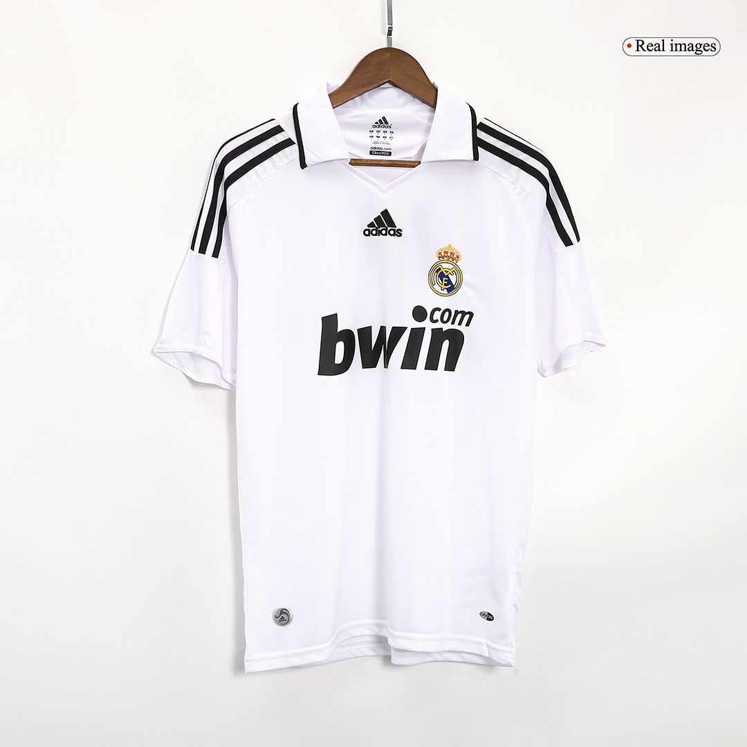 Retro Real Madrid Home Jersey 2008/09 - Image 3