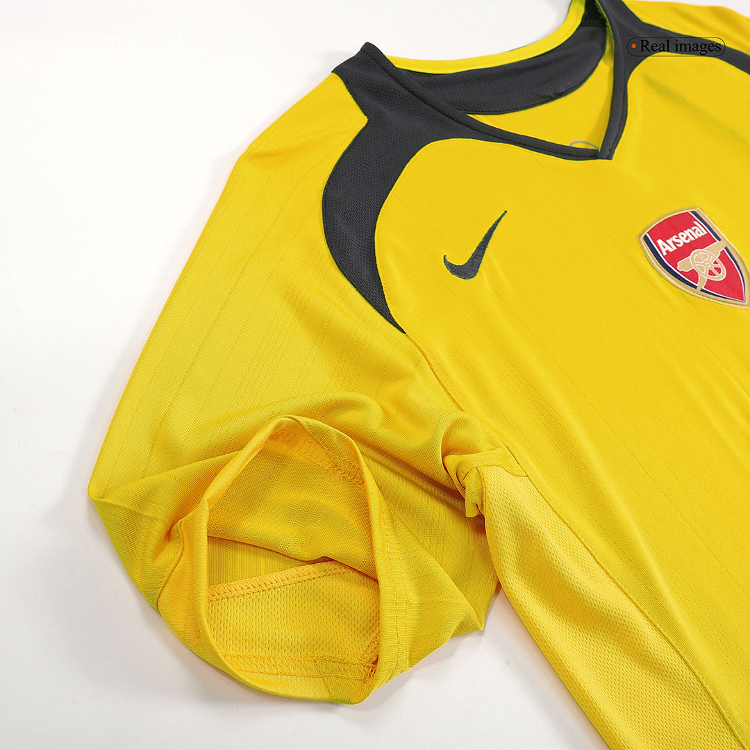 Ashley Cole x Retro Arsenal Away Jersey 2005/06 - Image 10