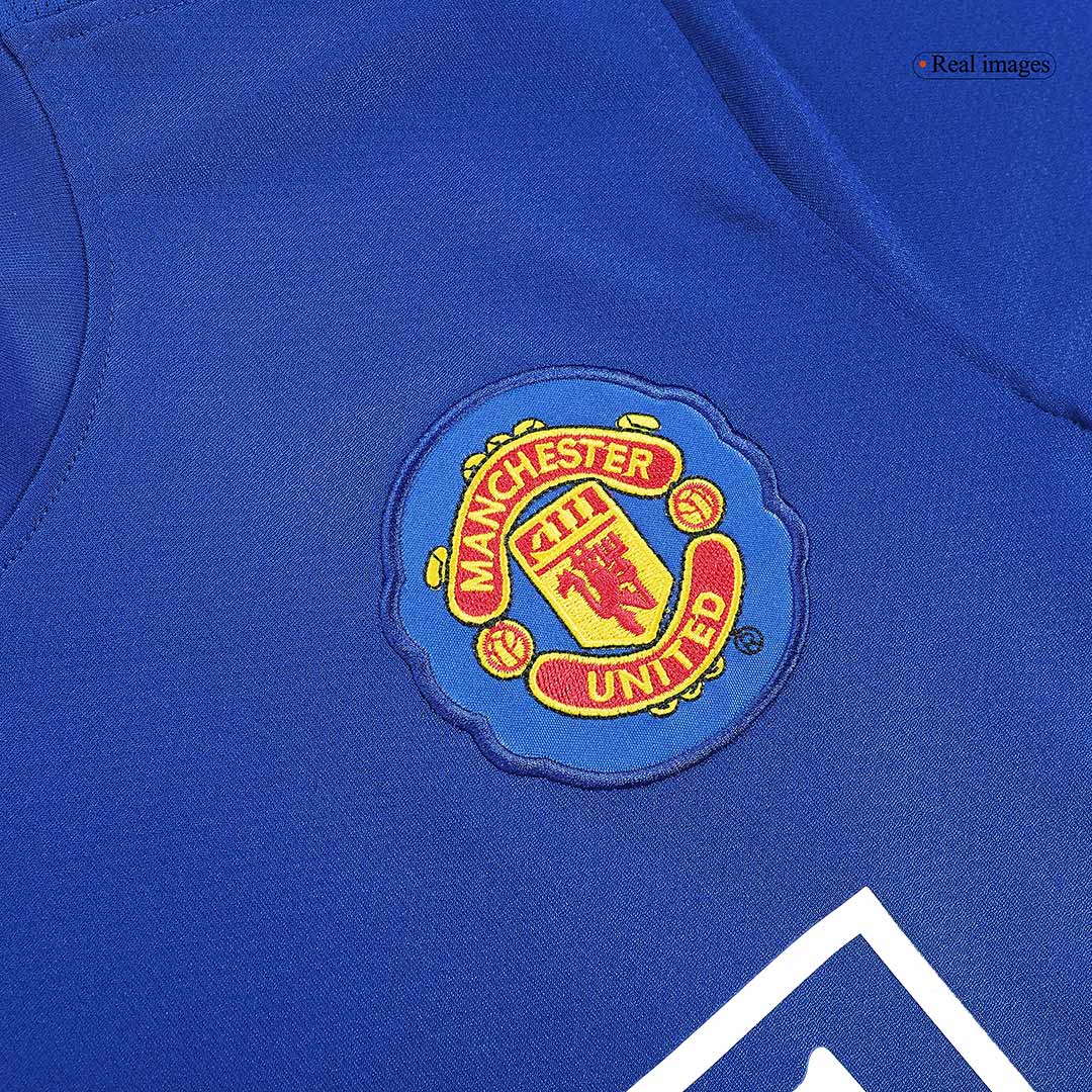 Cristiano Ronaldo x Retro Manchester United Third Jersey 2008/09 - Image 7