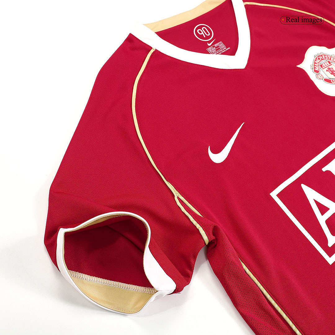 Wayne Rooney x Retro Manchester United Home Jersey 2006/07 - Image 9