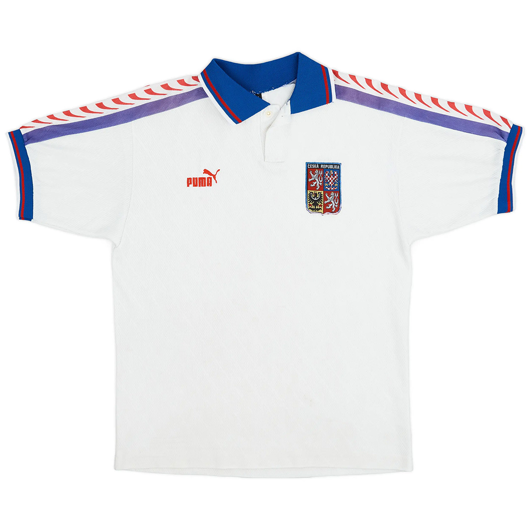 Retro Czech Republic Away Jersey 1996 - Image 3