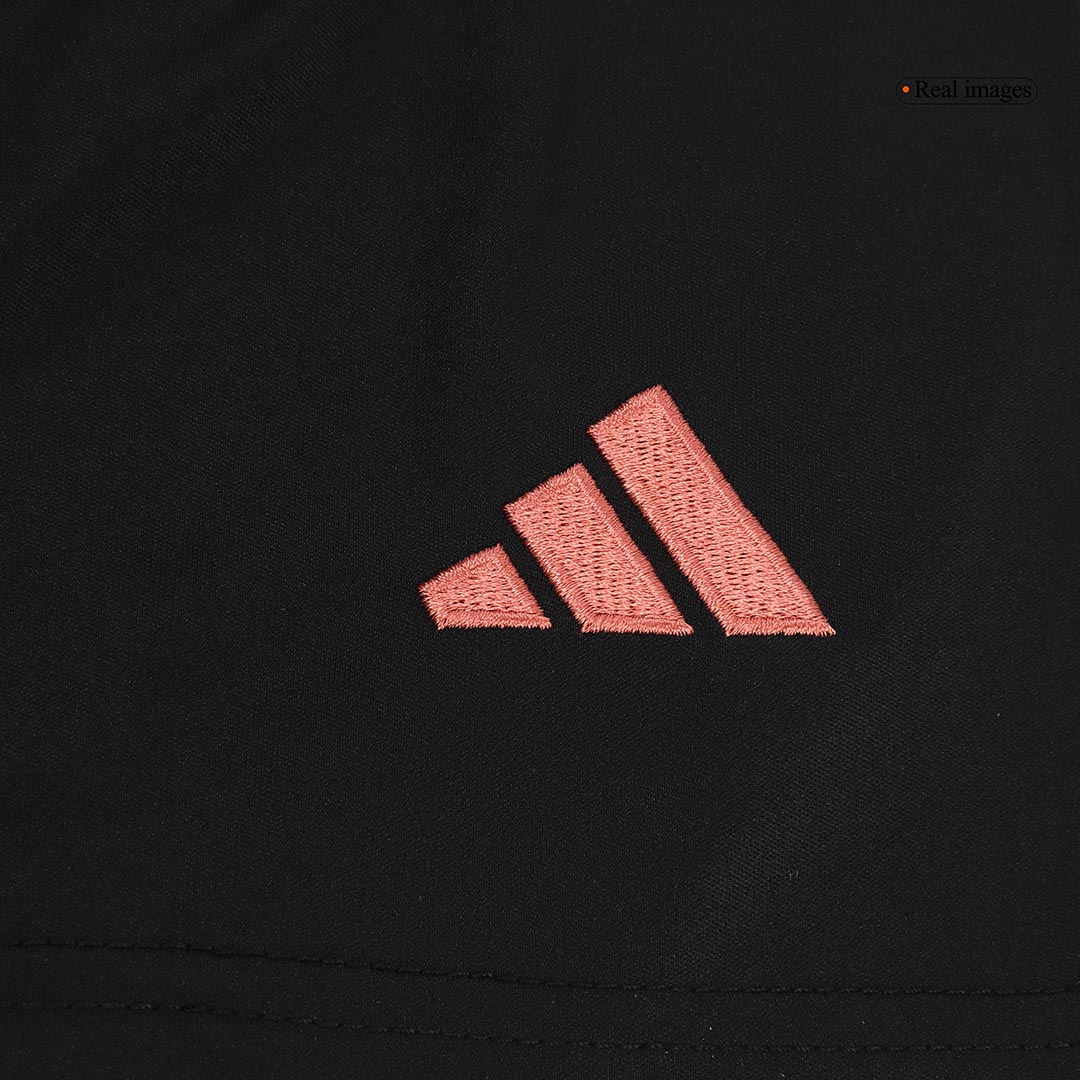 Bayern Munich Away Shorts 2024/25 - Image 8