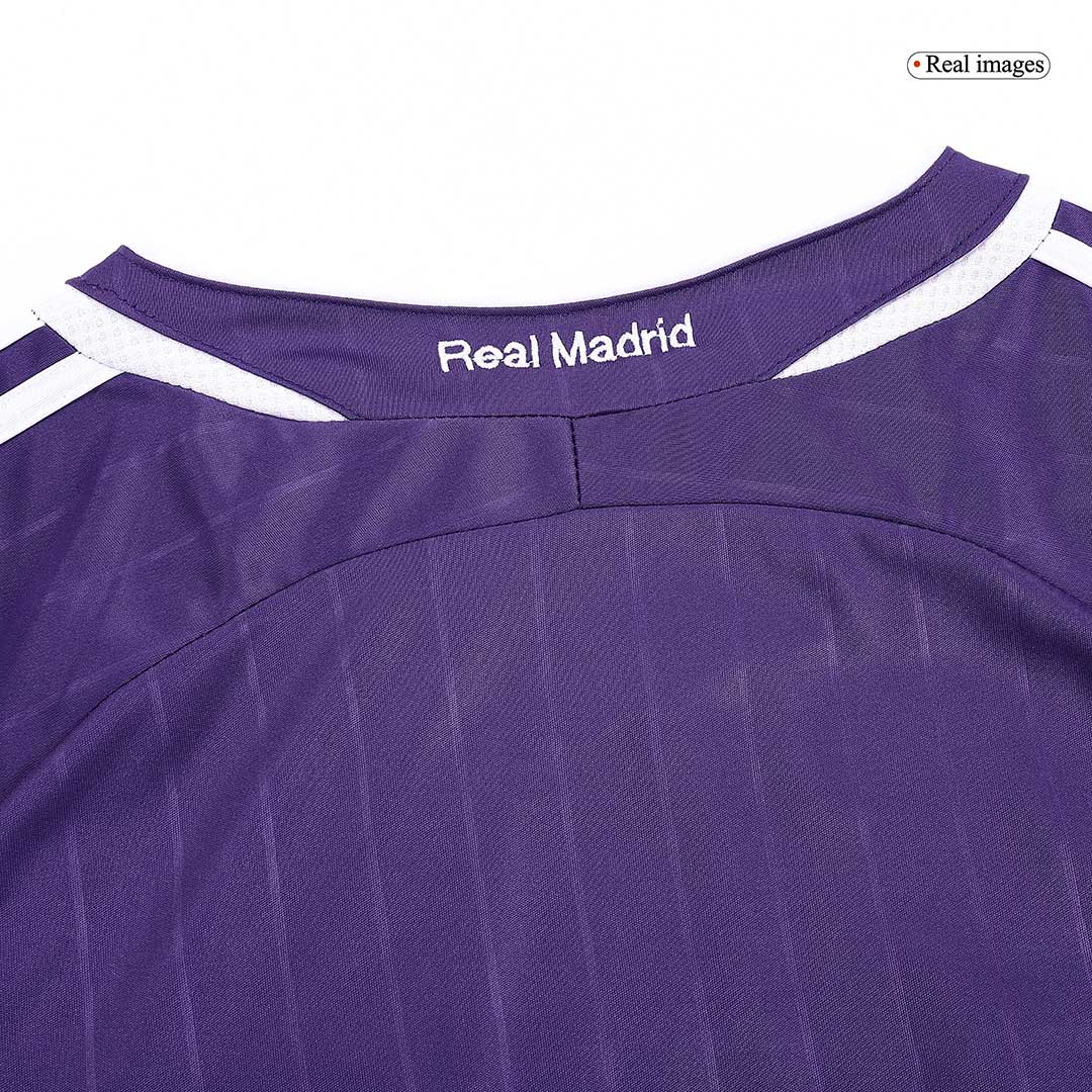 Retro Real Madrid Third Jersey 2006/07 - Image 8