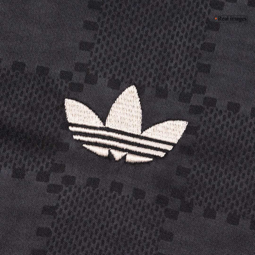 Kids Bayern Munich Third Jersey Full Kit 2025/26 Kids Bayern Munich Third Jersey Full Kit 2025/26