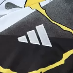 Real Madrid x Marvel Zipper Sweatshirt Kit(Top+Pants) Black 2025/26 - minejerseys